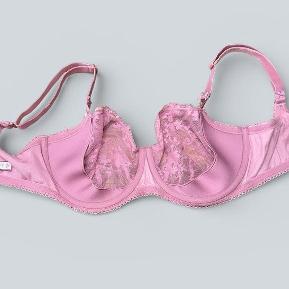 Victoria’s Secret Dream Angels Push Up Without Padding Lace Velvet Bra | Pink - Picture 5 of 6